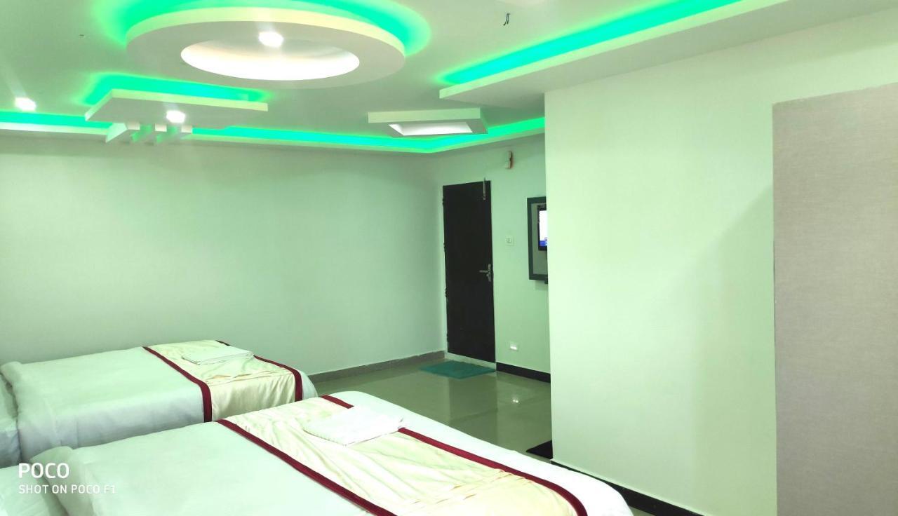 Hotel Shawrya The Grand ماديكيري المظهر الخارجي الصورة